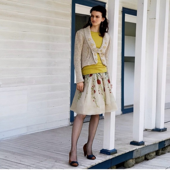 Anthropologie Dresses & Skirts - Anthropologie Viola Silk Red Rose Floral A-Line Skirt Size 2